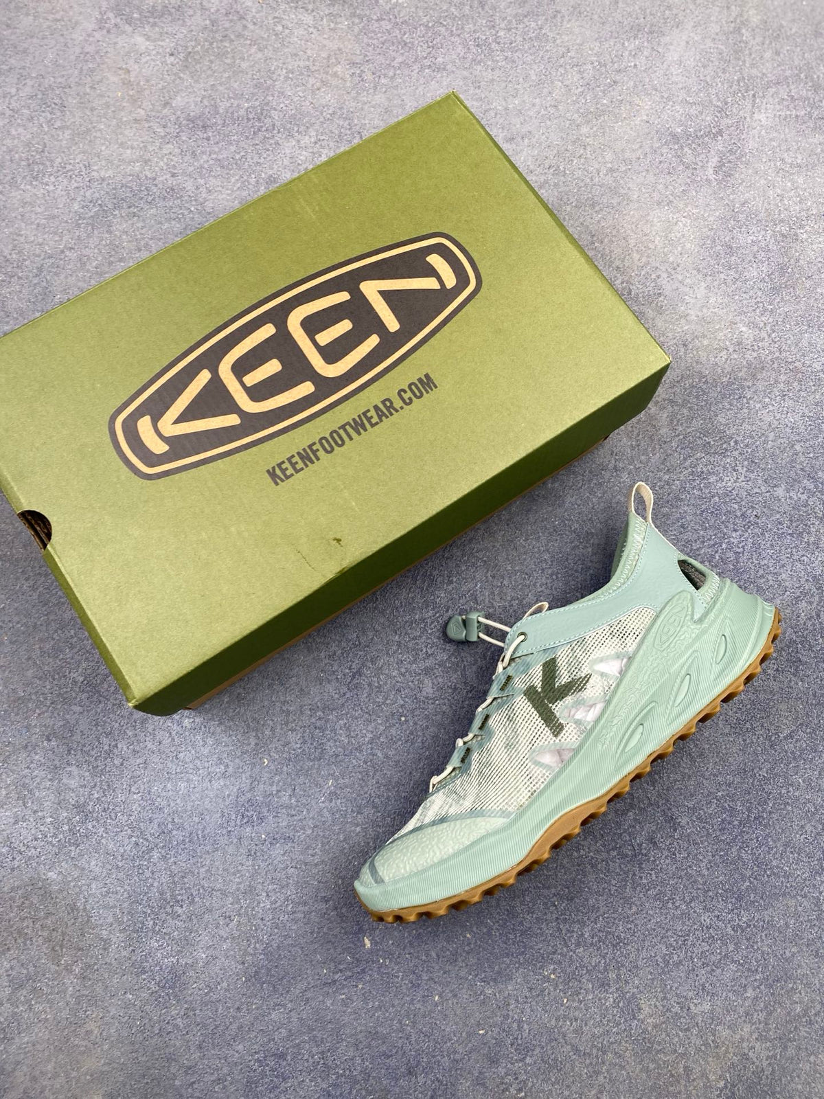 KEEN ZIONIC ADV Outdoor Casual Water Shoes – Non-slip, Breathable, and Durable