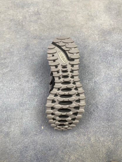 KEEN ZIONIC ADV Outdoor Casual Water Shoes – Non-slip, Breathable, and Durable