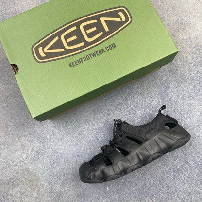 KEEN Water Shoes  Clogs  Slip-on Sandals